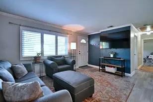 5728 Plymouth Ave, Downers Grove, IL 60516 - Photo 6