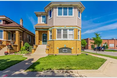2901 N 76th Court, Elmwood Park, IL 60707 - Photo 1