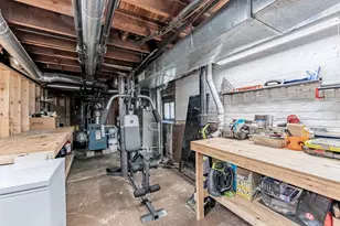 2901 N 76th Ct, Elmwood Park, IL 60707 - Photo 32