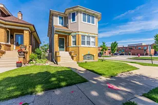 2901 N 76th Ct, Elmwood Park, IL 60707 - Photo 2