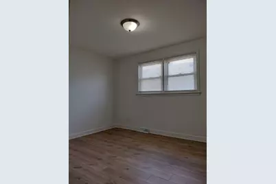 7910 S Muskegon Avenue #1, Chicago, IL 60617 - Photo 10
