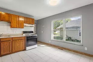 712 Cherry St, Rockford, IL 61101 - Photo 16