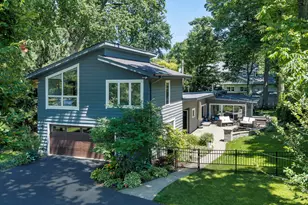 645 Indian Rd, Glenview, IL 60025 - Photo 30