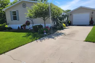 187 Whiporwill Dr, Beecher, IL 60401 - Photo 1