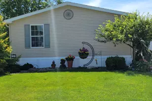 187 Whiporwill Dr, Beecher, IL 60401 - Photo 2