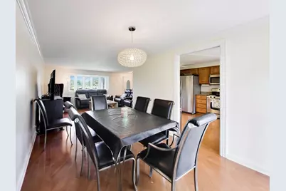 1113 W Weathersfield Way, Schaumburg, IL 60193 - Photo 8