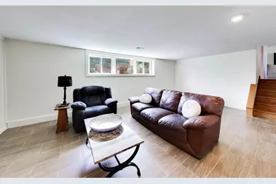 1113 W Weathersfield Way, Schaumburg, IL 60193 - Photo 24