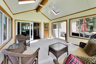 1113 W Weathersfield Way, Schaumburg, IL 60193 - Photo 14