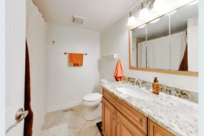1113 W Weathersfield Way, Schaumburg, IL 60193 - Photo 22