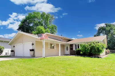 1113 W Weathersfield Way, Schaumburg, IL 60193 - Photo 2