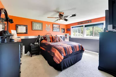 1113 W Weathersfield Way, Schaumburg, IL 60193 - Photo 18