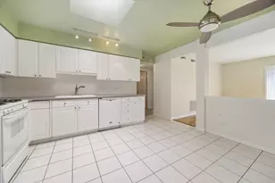 7051 W Touhy Ave, Niles, IL 60714 - Photo 4