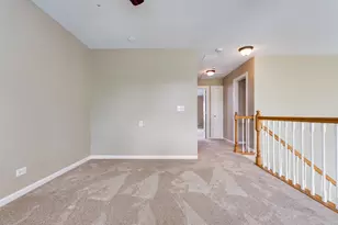2316 Highland Ct, Schaumburg, IL 60194 - Photo 12