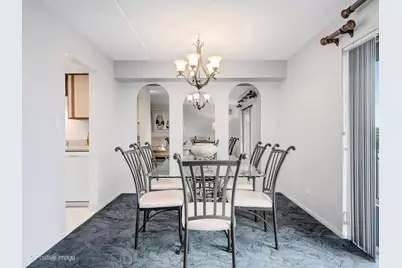 6340 Americana Drive #310, Willowbrook, IL 60527 - Photo 8