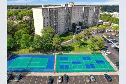 6340 Americana Drive #310, Willowbrook, IL 60527 - Photo 22