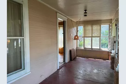 220 E Avenue, Rochelle, IL 61068 - Photo 4