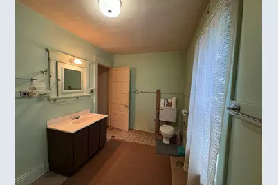 220 E Avenue, Rochelle, IL 61068 - Photo 20