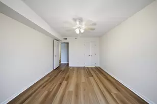 7081 W Touhy Ave, Niles, IL 60714 - Photo 14