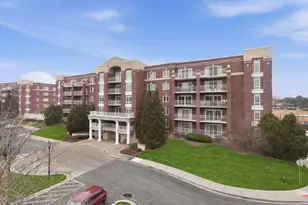 7081 W Touhy Ave, Niles, IL 60714 - Photo 2