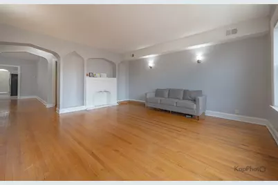 8923 S Blackstone Avenue, Chicago, IL 60617 - Photo 8