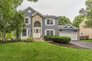 794 White Pine Cir, Lake in the Hills, IL 60156 - Photo 28