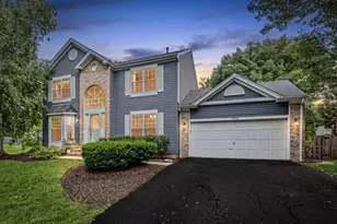 794 White Pine Cir, Lake in the Hills, IL 60156 - Photo 38