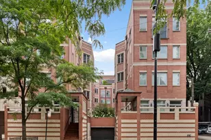1430 N La Salle Dr, Chicago, IL 60610 - Photo 1