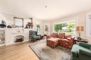 1605 S Fairview Ave, Park Ridge, IL 60068 - Photo 2
