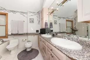 1605 S Fairview Ave, Park Ridge, IL 60068 - Photo 18