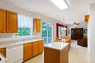 816 Cambridge Dr, Batavia, IL 60510 - Photo 10