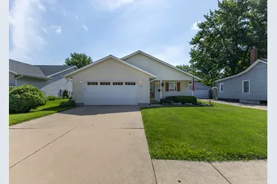 518 N Russell Avenue, Geneseo, IL 61254 - Photo 1