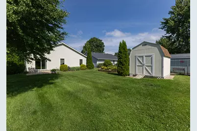 518 N Russell Avenue, Geneseo, IL 61254 - Photo 6
