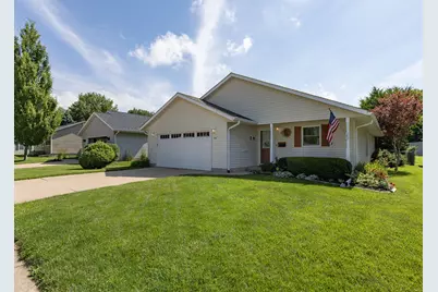 518 N Russell Avenue, Geneseo, IL 61254 - Photo 2