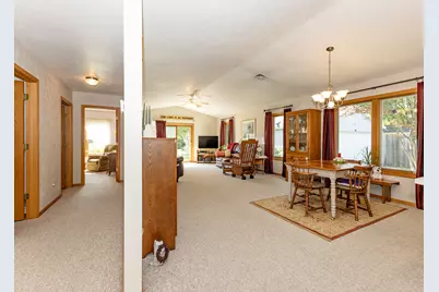 518 N Russell Avenue, Geneseo, IL 61254 - Photo 14