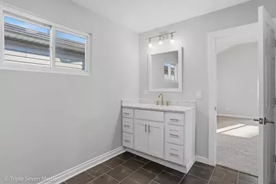 7520 S Carpenter Street, Chicago, IL 60620 - Photo 20