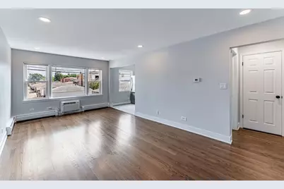 7335 W Fullerton Avenue #1SW, Elmwood Park, IL 60707 - Photo 2