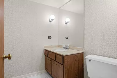 7927 Wilson Terrace, Morton Grove, IL 60053 - Photo 14