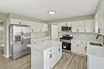 731 Roaring Brook Lane, Algonquin, IL 60102 - Photo 8