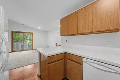 1953 N Coldspring Road, Arlington Heights, IL 60004 - Photo 14