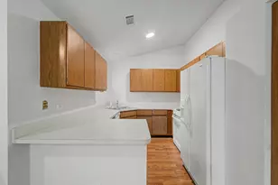 1953 N Coldspring Rd, Arlington Heights, IL 60004 - Photo 12