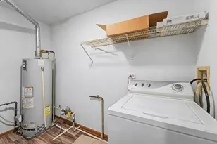 1953 N Coldspring Rd, Arlington Heights, IL 60004 - Photo 20