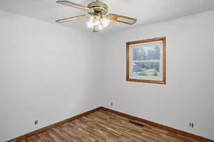 30399 Prairie St, Rock Falls, IL 61071 - Photo 8