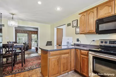 2923 Shorewood Drive, McHenry, IL 60050 - Photo 14