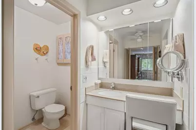 2724 Old Glenview Road, Wilmette, IL 60091 - Photo 18