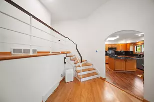 329 Chipili Dr, Northbrook, IL 60062 - Photo 6