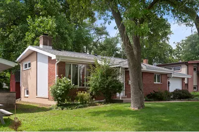 329 Chipili Drive, Northbrook, IL 60062 - Photo 2