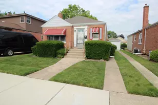 5615 S Nordica Ave, Chicago, IL 60638 - Photo 2