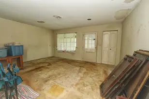 7415 Clarendon Ct, Fox Lake, IL 60020 - Photo 2