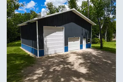 2579 W Fairgrounds Road, Freeport, IL 61032 - Photo 4