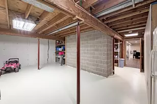 2579 W Fairgrounds Rd, Freeport, IL 61032 - Photo 56